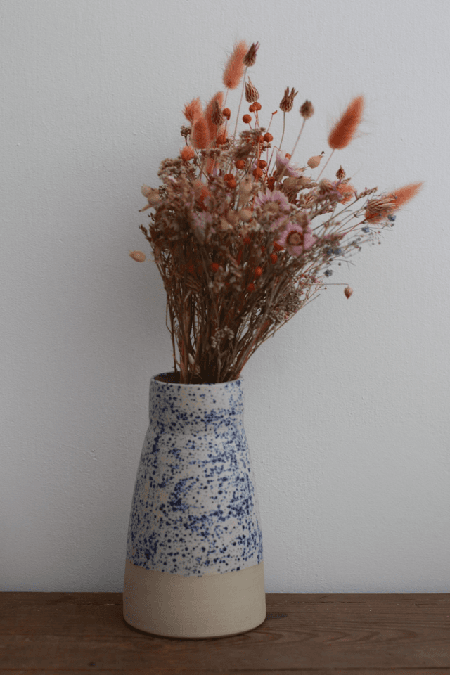 Le vase moucheté 